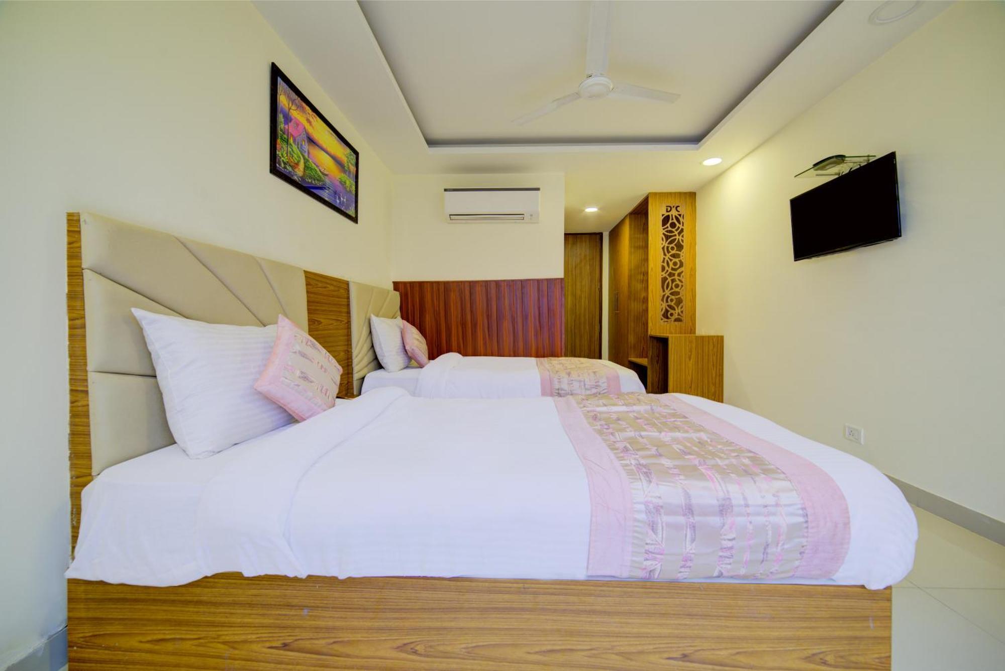 Hotel Grand Suites By D'Capitol Near Delhi Airport Nueva Delhi Exterior foto