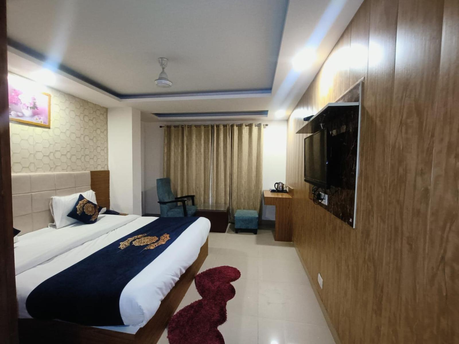 Hotel Grand Suites By D'Capitol Near Delhi Airport Nueva Delhi Exterior foto