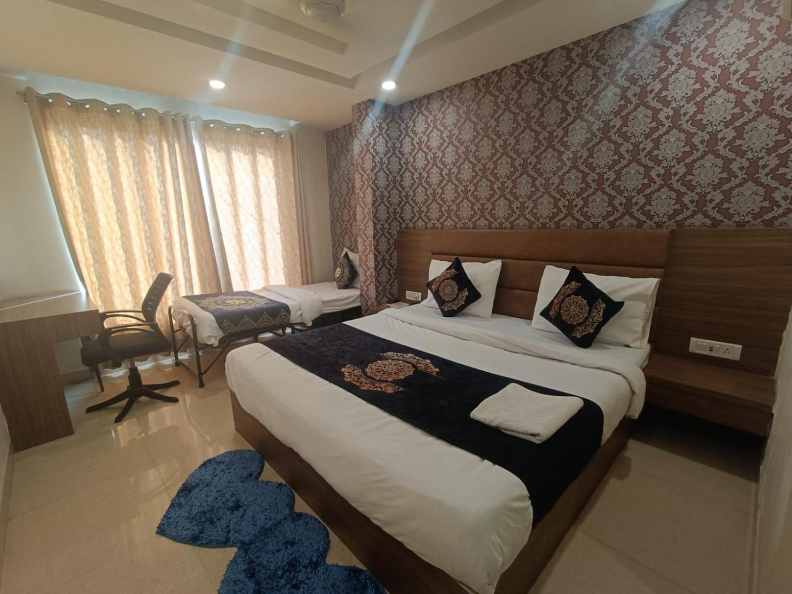 Hotel Grand Suites By D'Capitol Near Delhi Airport Nueva Delhi Exterior foto