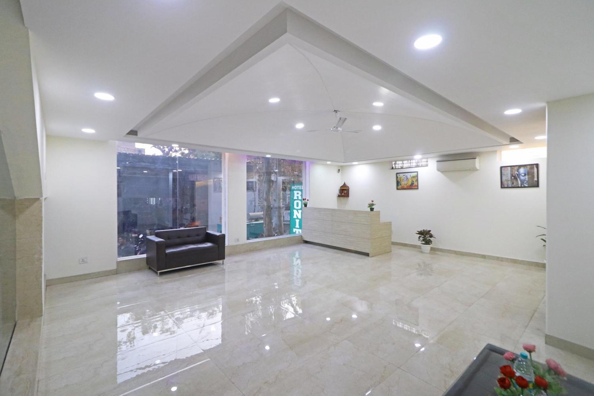 Hotel Grand Suites By D'Capitol Near Delhi Airport Nueva Delhi Exterior foto