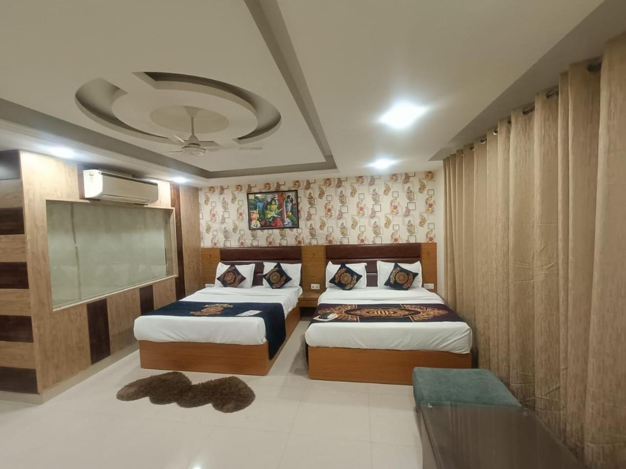 Hotel Grand Suites By D'Capitol Near Delhi Airport Nueva Delhi Exterior foto