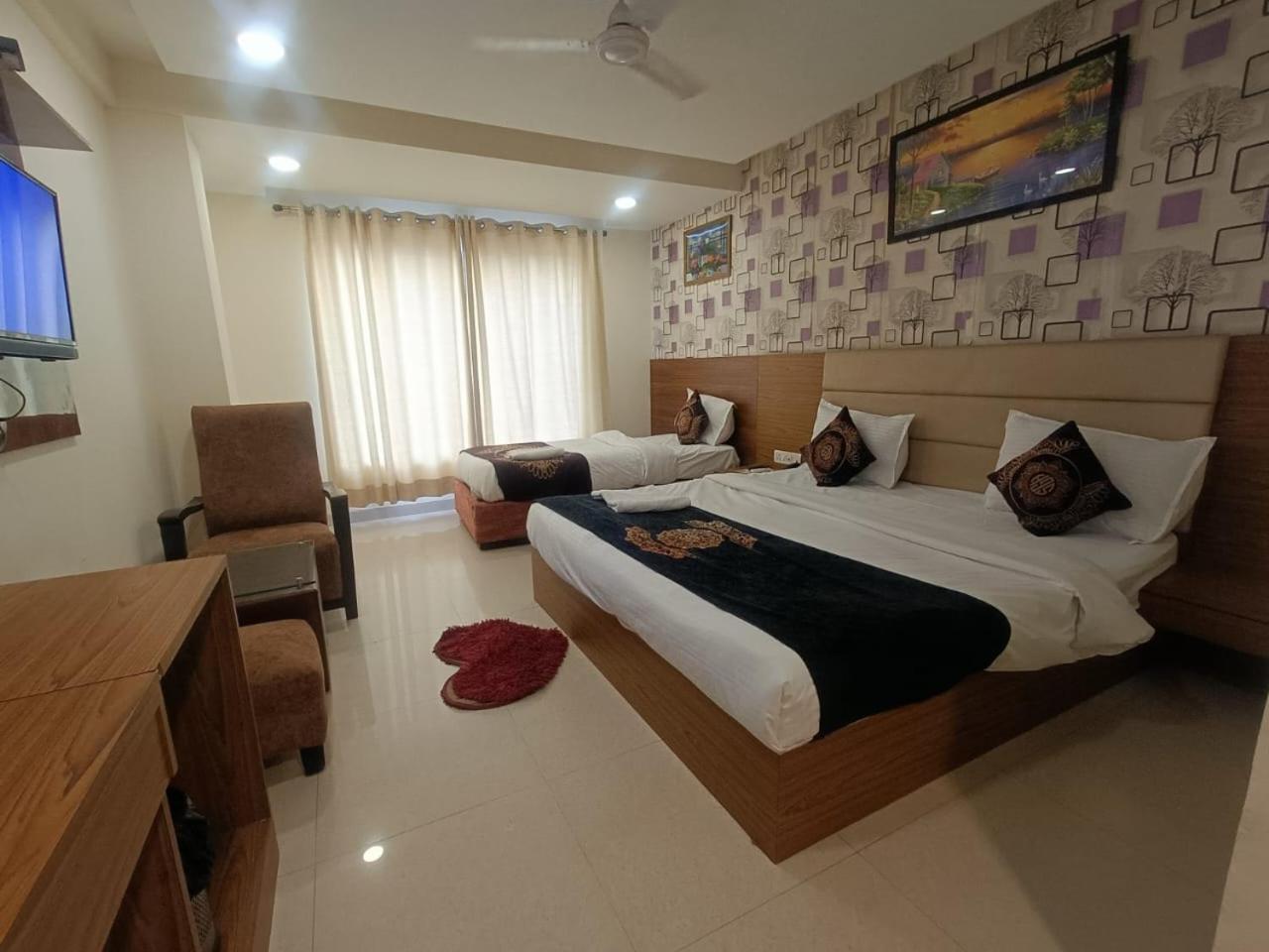 Hotel Grand Suites By D'Capitol Near Delhi Airport Nueva Delhi Exterior foto